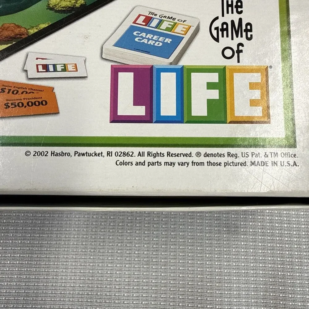 Vintage 2002 Hasbro The Game of Life Board Game - Preowned